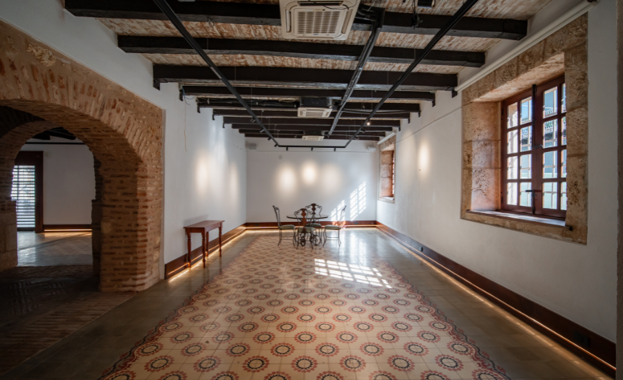 Salón 1, Primer nivel