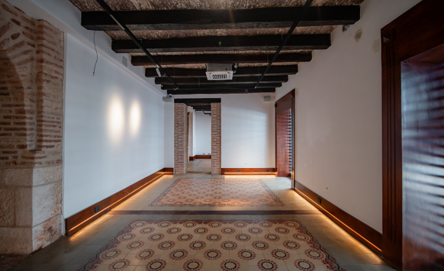 Salón 2, Primer nivel