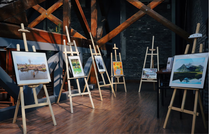 Raíces Urbanas: Identidad y Transformación